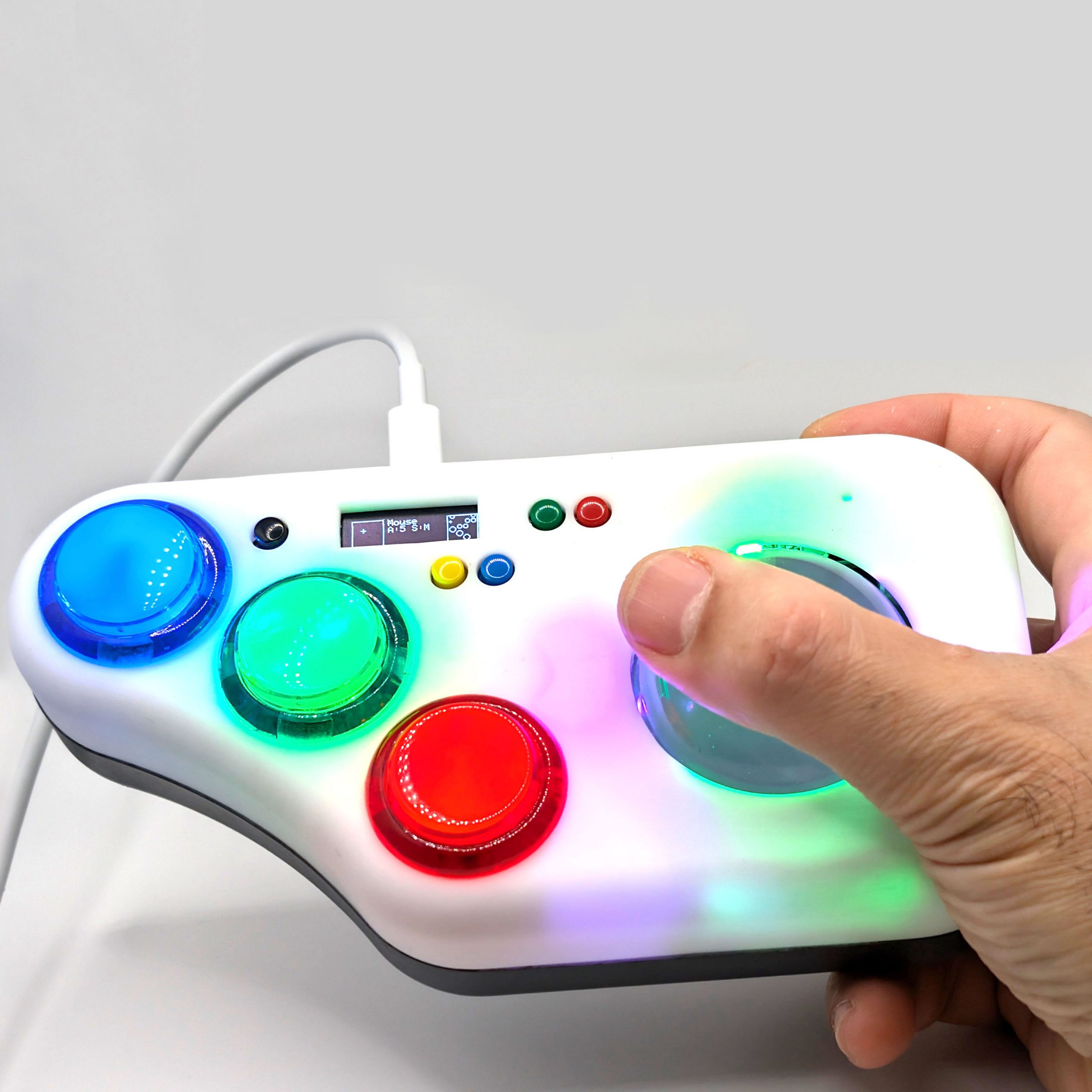 iCode Trackball with LCD screen and illuminated arcade buttons